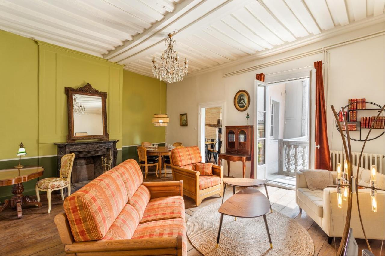 Dame De Coeur - Appartement Spacieux En Plein Centre Historique Rennes Eksteriør billede