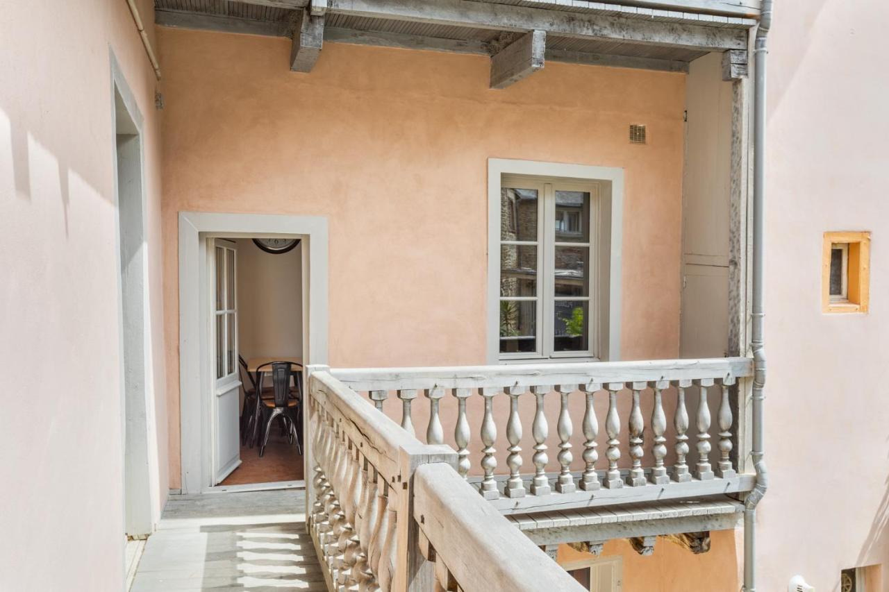 Dame De Coeur - Appartement Spacieux En Plein Centre Historique Rennes Eksteriør billede